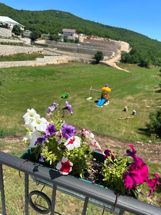 Etno Selo Montegoat Niksic Exterior foto